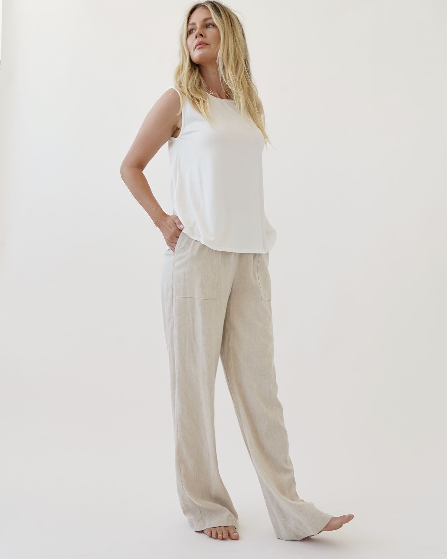 A bamboo linen pant with wide leg fit, pockets, and elasticized waistband.